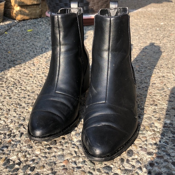 ASOS Black Pointed Ankle Boots - Picture 2 of 4